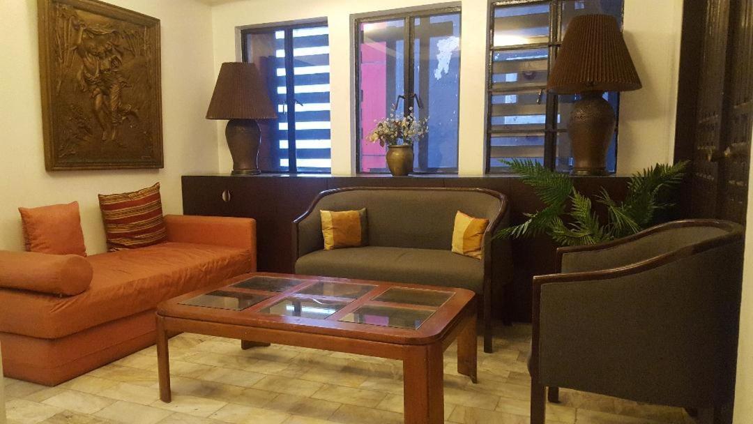 Gervasia Hotel Makati Makati City Exterior photo